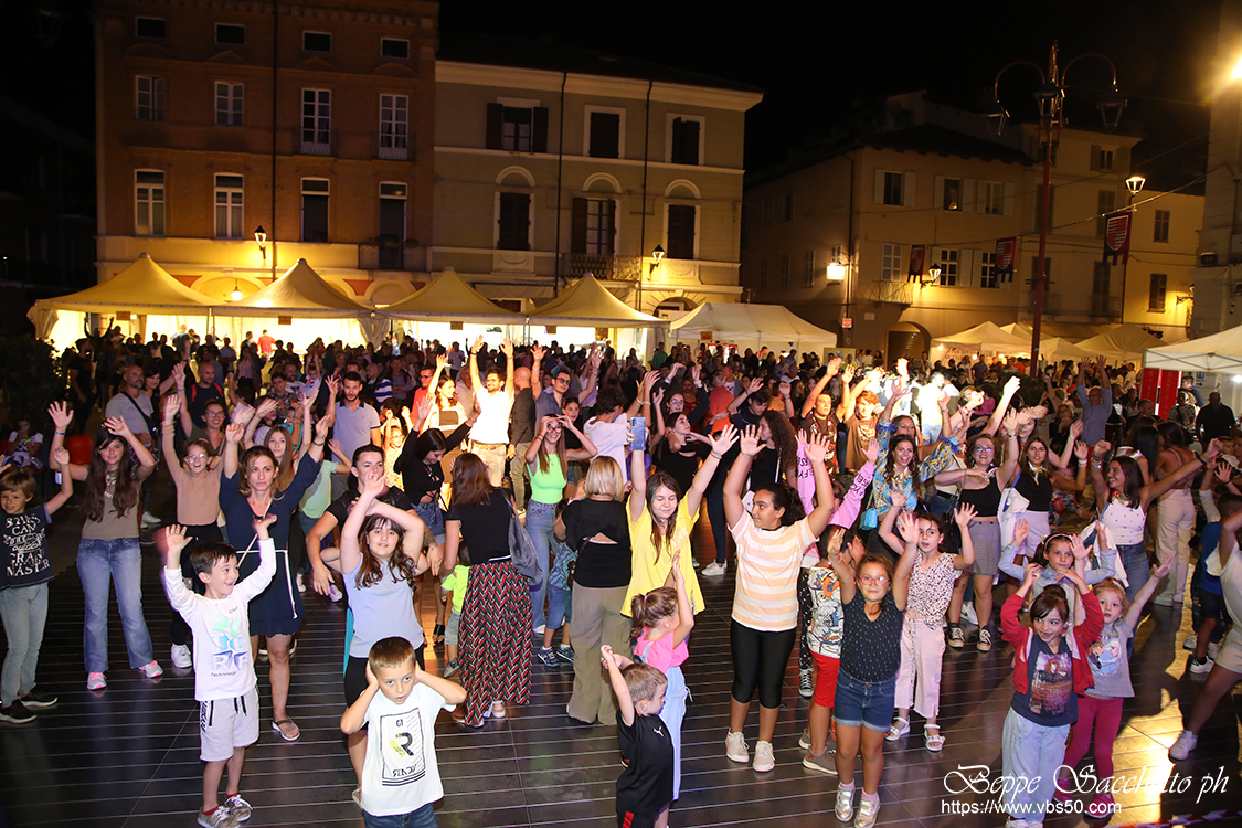 VBS_8413 - VBS_7864 - A Tutta Birra 2022 - ProLoco San Damiano d'Asti - Set vocals Ale Morbell & DJ Cucky.jpg